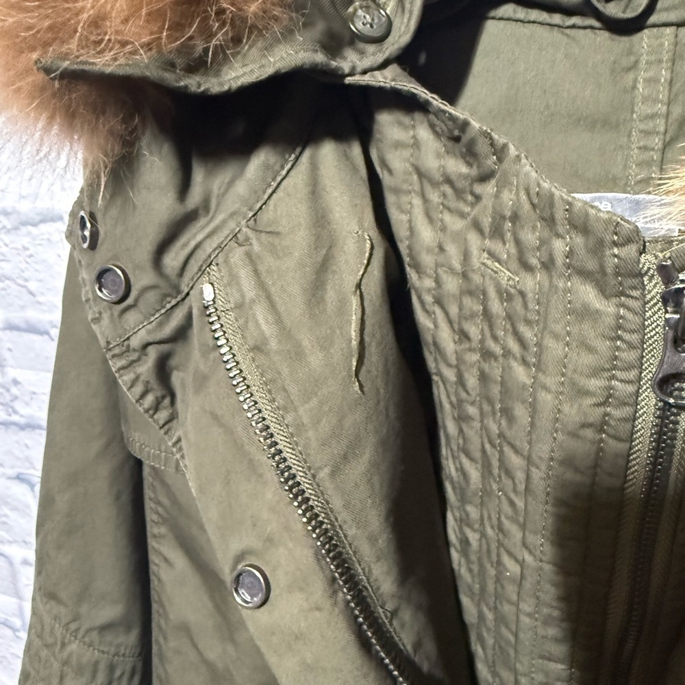 $995.00 Vince Olive Jacket with Coyote Fur Trim Hood, Size XS - Picture 6 of 8